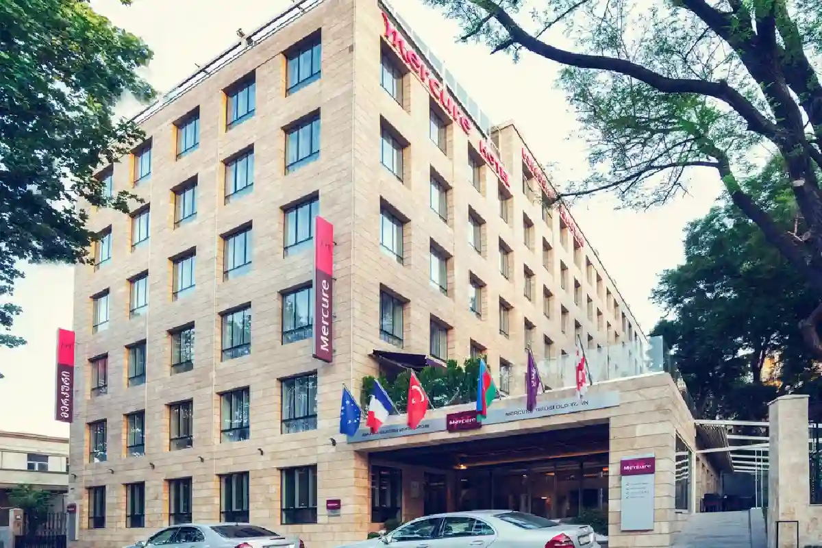 تور تفلیس هتل Mercure Old Town-فراسوگشت